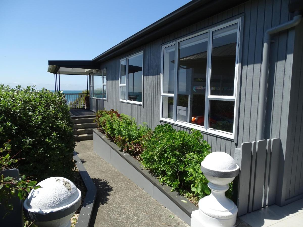Relax In Riverton Villa Exterior photo